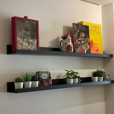 A Space That Feels Like Home With Private Parking Màlaga Exteriér fotografie