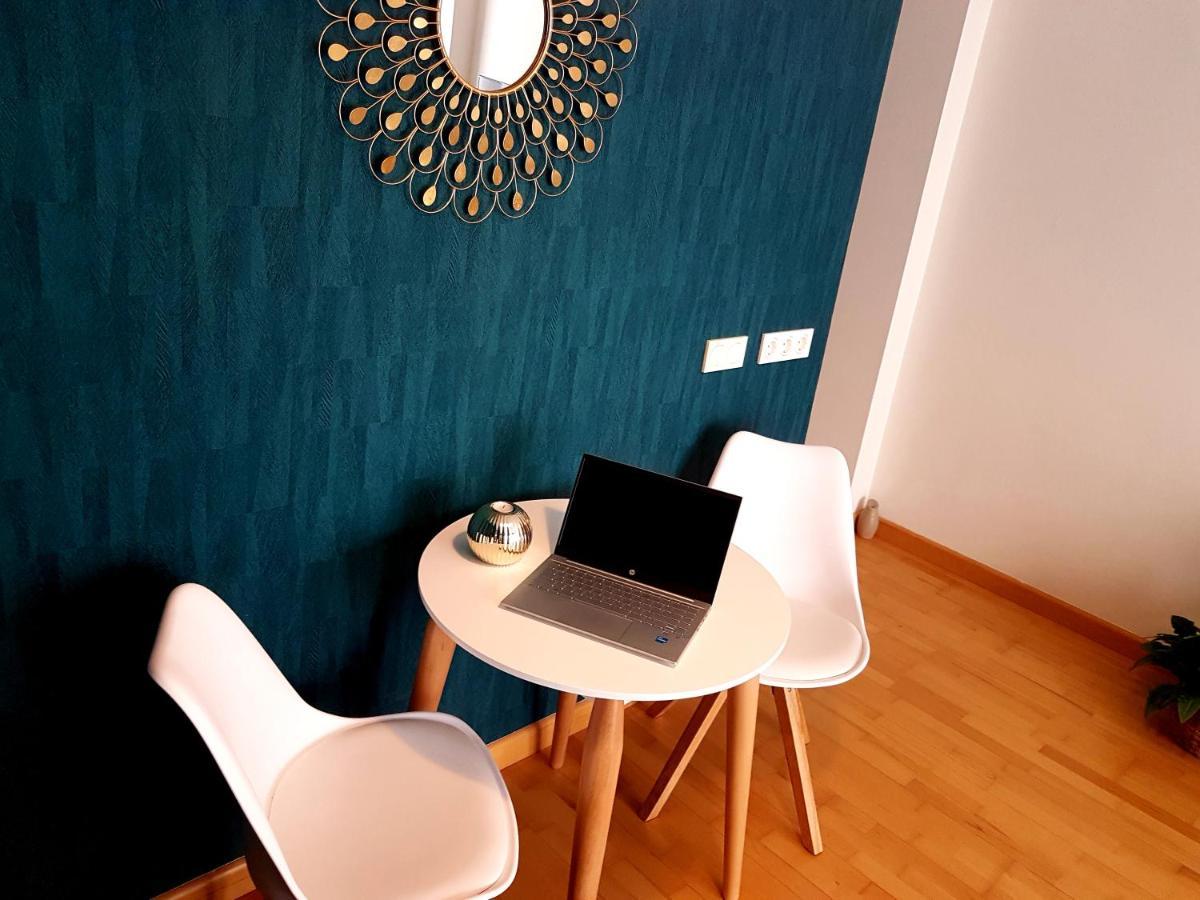 A Space That Feels Like Home With Private Parking Màlaga Exteriér fotografie